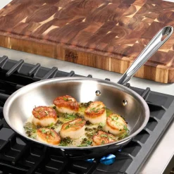 All-Clad D3 Stainless 3-Ply Bonded 10 Inch Skillet with Lid |