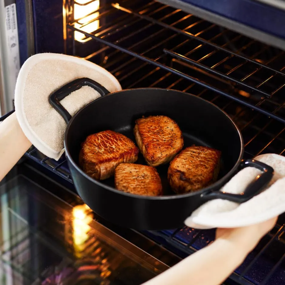 All-Clad Enameled Cast Iron, Skillet with Lid, 12 Inch