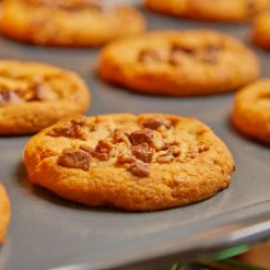 All-Clad Large Cookie Sheet - 18" x 14" Nonstick Baking Sheet I