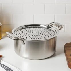 All-Clad 8-Quart Stockpot with Splatter Guard / D5 Brushed Stainless Masterpiece
