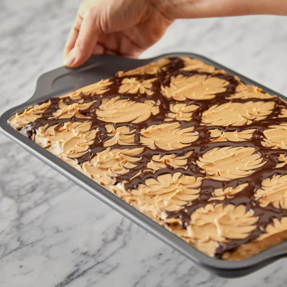 All-Clad 13x9-Inch Quarter Sheet Pan / Pro-Release for Flawless Baking